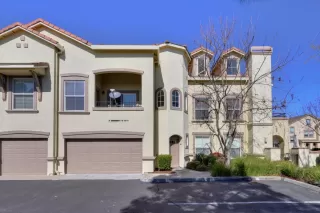 Photo #1: 222024968 Listing