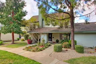 Photo #1: 222025862 Listing