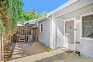 Photo #1: 222026037 Listing 