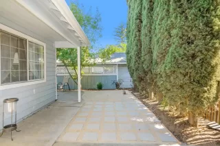 Photo #4: 222026037 Listing 