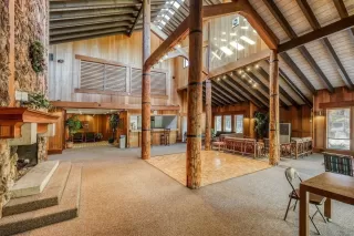 Photo #2: 222026091 Listing 