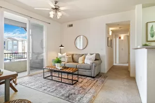 Photo #5: 222026512 Listing