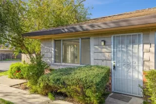 Photo #1: 222026596 Listing 