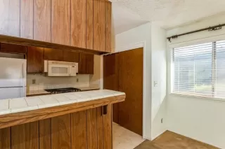 Photo #3: 222026596 Listing 