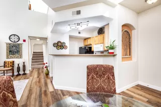 Photo #3: 222027192 Listing