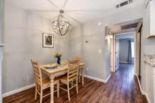 Photo #5: 222027236 Listing