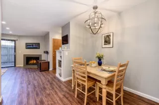 Photo #6: 222027236 Listing