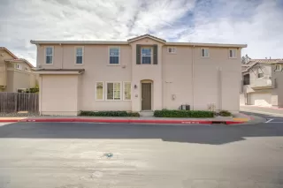 Photo #1: 222027378 Listing 