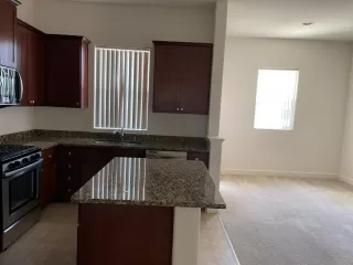 Photo #4: 222027676 Listing 