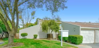 More Details about MLS # 222027824 : 3215 BERMUDA AVE #8
