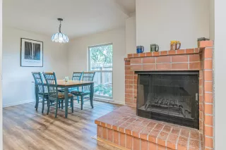 Photo #4: 222027824 Listing 