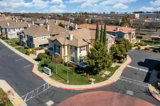 Photo #1: 222027847 Listing 