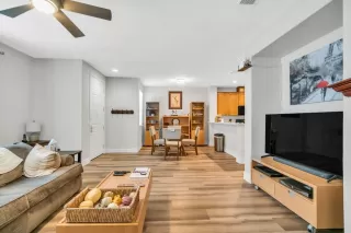 Photo #3: 222027847 Listing 