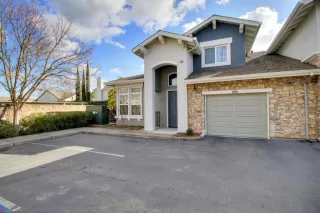 Photo #1: 222027961 Listing