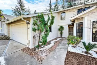 Photo #1: 222028223 Listing