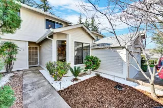 Photo #2: 222028223 Listing