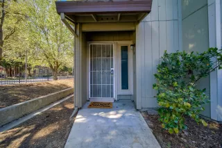 Photo #4: 222028673 Listing