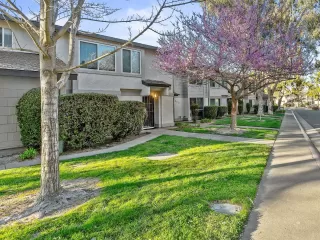 Photo #1: 222029279 Listing 