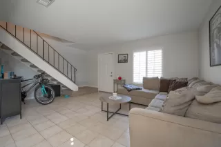 Photo #4: 222029708 Listing 