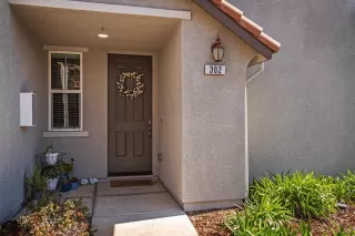 Photo #2: 222029709 Listing