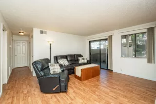 Photo #6: 222029786 Listing 