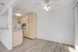 Photo #4: 222029865 Listing 