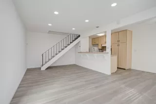 Photo #5: 222029865 Listing 