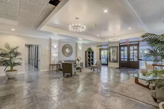 Photo #3: 222030255 Listing