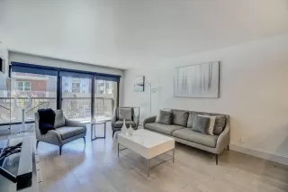 Photo #5: 222030255 Listing