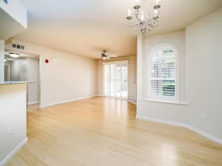 Photo #3: 222030466 Listing