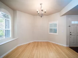 Photo #4: 222030466 Listing