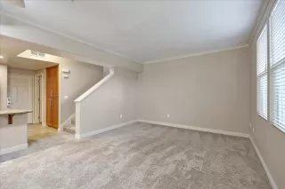 Photo #4: 222030719 Listing