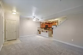 Photo #6: 222030719 Listing