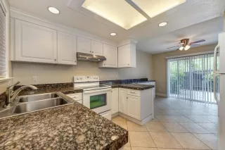 Photo #6: 222031265 Listing 