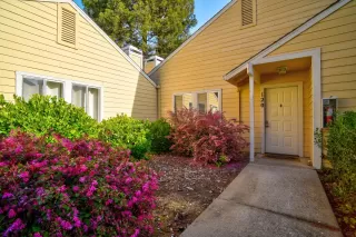 Photo #3: 222032331 Listing 