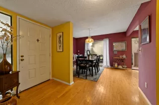 Photo #5: 222032757 Listing