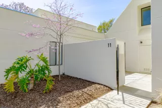 More Details about MLS # 222032982 : 909 ALVARADO AVE #11