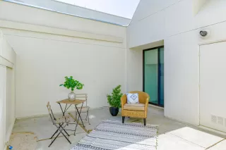 Photo #2: 222032982 Listing 