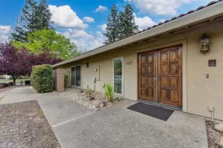 Photo #3: 222033084 Listing