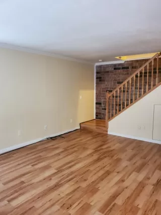 Photo #3: 222033137 Listing 