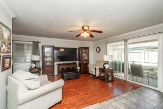 Photo #6: 222033493 Listing