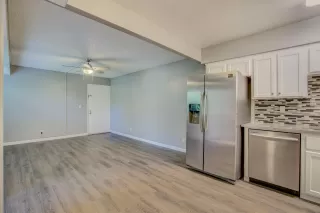 Photo #5: 222033960 Listing 