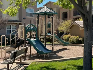 Photo #4: 222034512 Listing