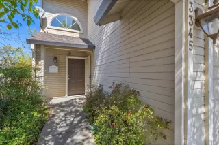 Photo #3: 222034833 Listing