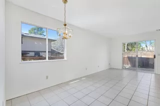 Photo #6: 222034833 Listing