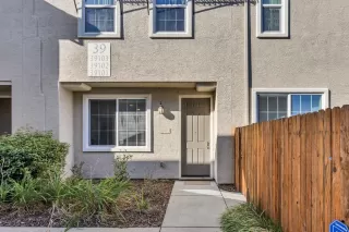 Photo #1: 222035677 Listing