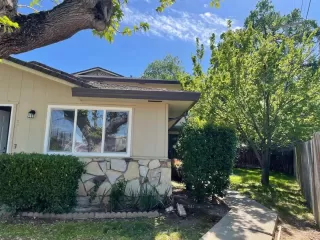 Photo #4: 222035873 Listing