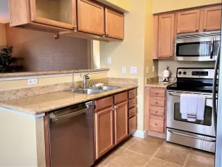 Photo #4: 222036464 Listing