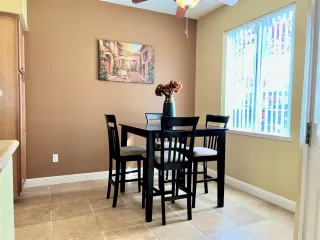 Photo #5: 222036464 Listing