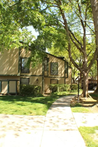 Photo #1: 222036618 Listing 